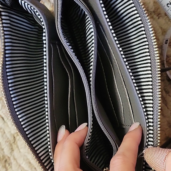 Small bag - Picture 3 of 3